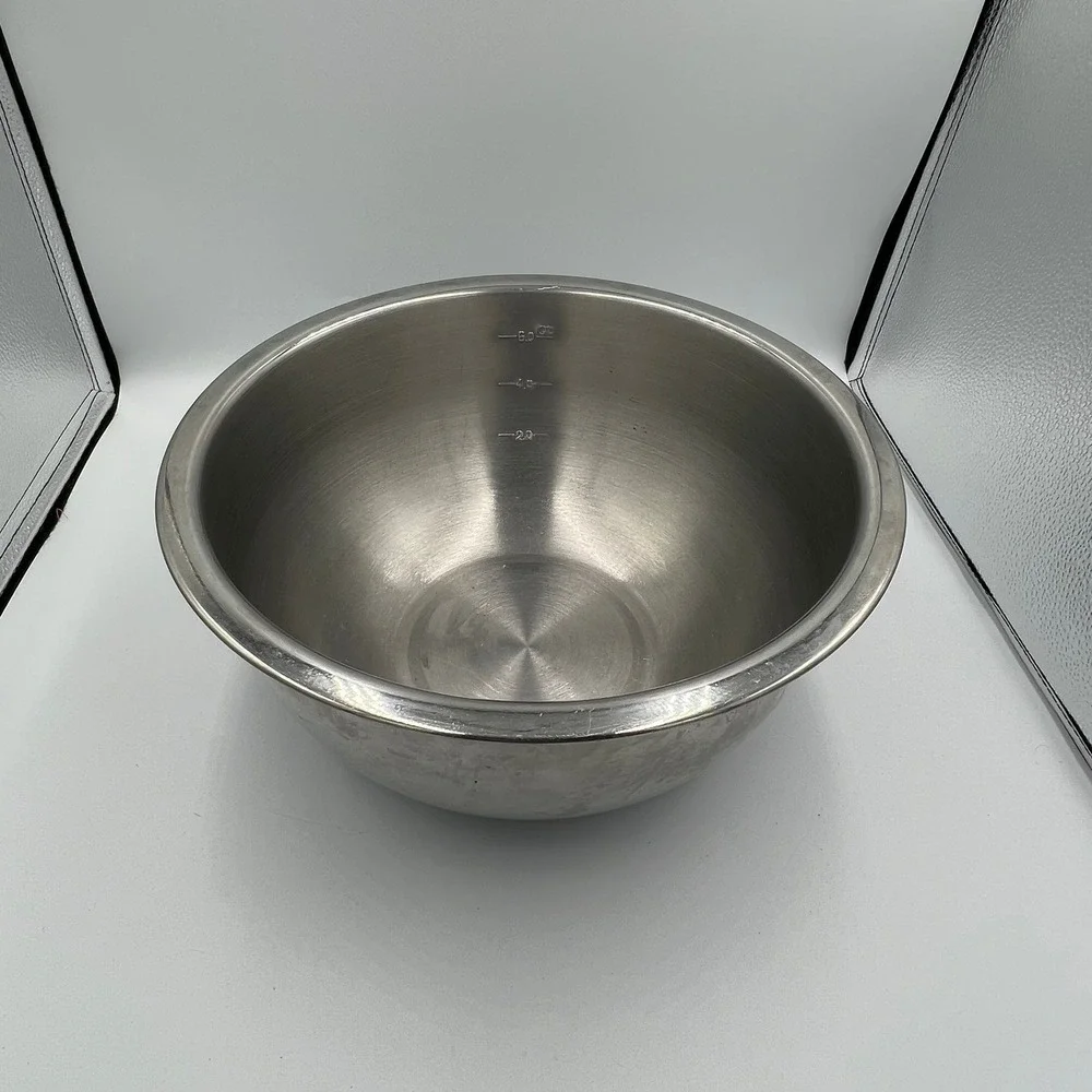 Wolfgang Puck Mixing Bowl Set Unisex OS Silver Good Stainless Steel Lidded 3pc